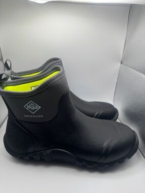 Muck Boot Edgewater Classic Ankle Black Castlerock Waterproof Mens 11 NWT